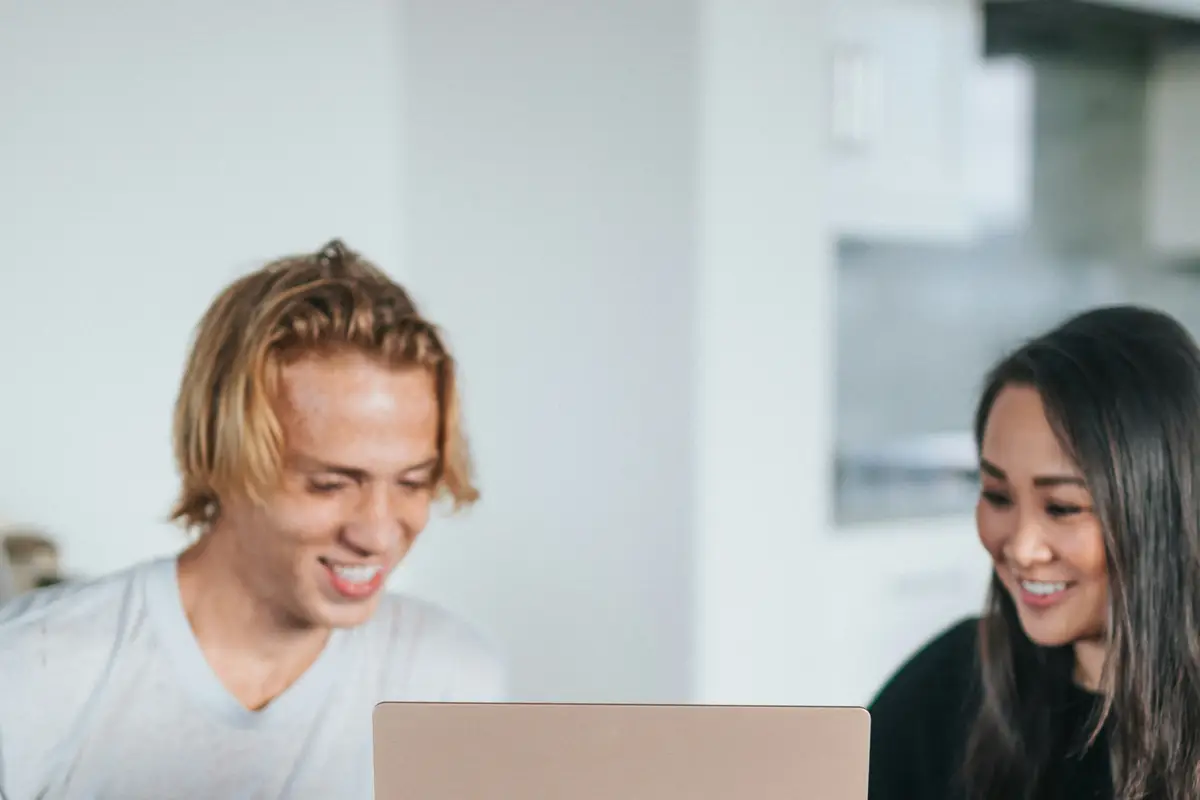 Dziwne zachowanie Twoich kontaktów biznesowych